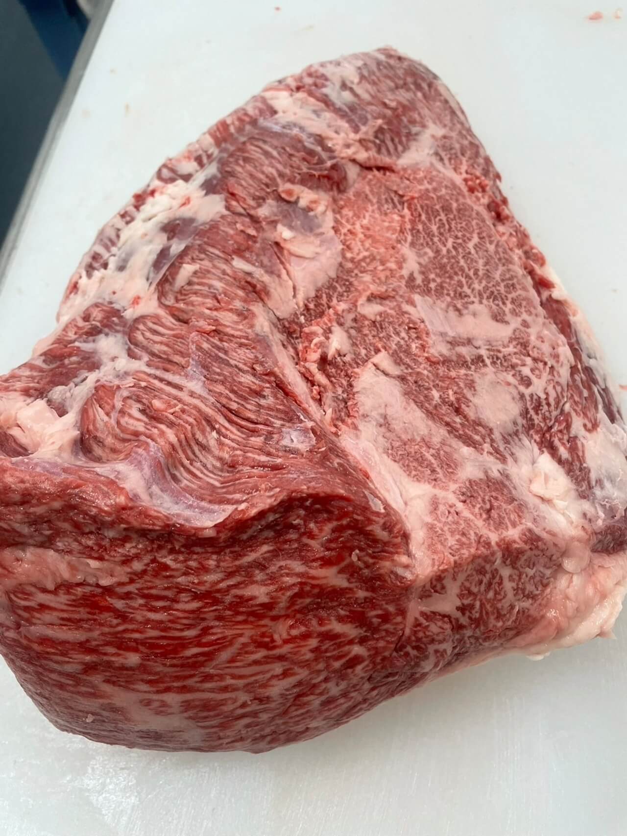 尾崎牛の赤身が支持される理由とは？美味しさと希少性の秘密を解説