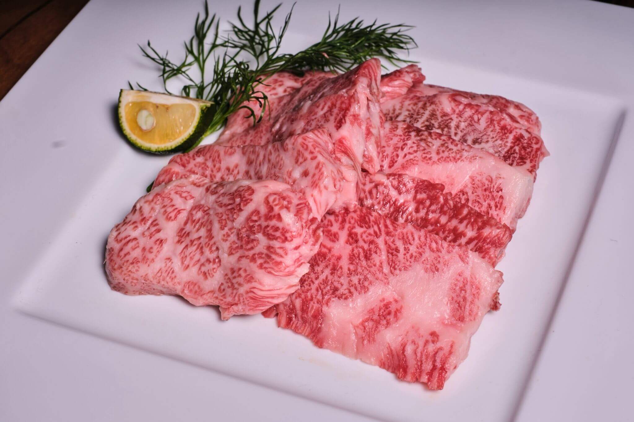 尾崎牛の焼肉を楽しむ:部位ごとの特徴とおすすめの選び方